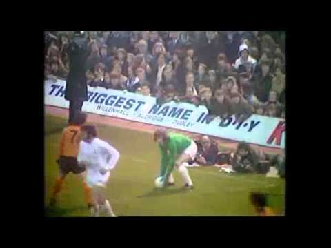 wolves v spurs UEFA Cup Final 1st Leg May 1972 extended highlights