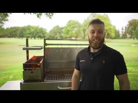 The BBQ23SS Argentine style Santa Maria grill and its features: a masterpiece