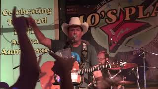 Tracy Byrd - Live at Mo's Place, Katy TX. Houston's Own Country