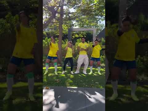 Gabily e Vanessa Lopes Marquinhos #shorts Chapadinha na Gaveta - Machadez & Gabily & Vanessa Lopes