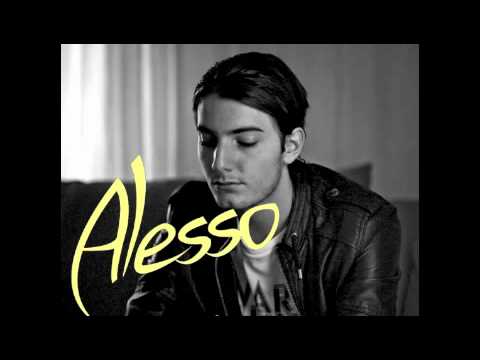 download lagu mp3 mp4 David Guetta Titanium Alesso Remix, download lagu David Guetta Titanium Alesso Remix gratis, unduh video klip David Guetta Titanium Alesso Remix