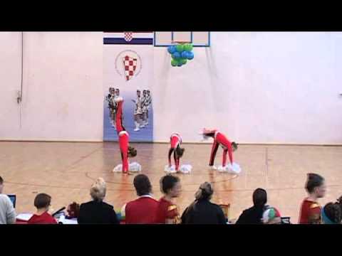 VG majorettes - juniori2 trio pp '11.