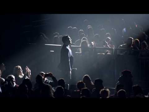 5000 children sing Stormzy's Blinded By Your Grace