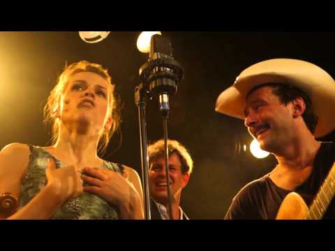 The Broken Circle Breakdown Bluegrass Band - Ain't Nobody Gonna Miss Me   La Maroquinerie   11 10 20