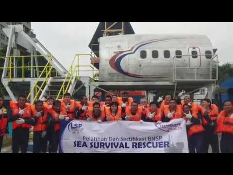 Sea Survival Sertifikasi BNSP