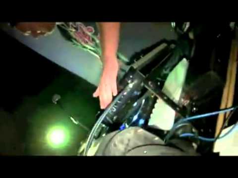 Laurent Veix Love people 2012 officiel video live.mp4