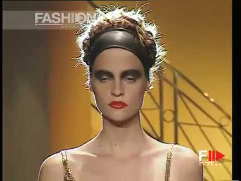 "Versace Atelier" Autumn Winter 1997 1998 Paris 4 of 4 Haute Couture woman by Fashion Channel