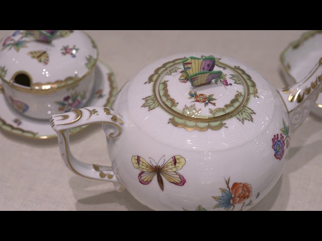 Vídeo relacionado con Herend Reina Victoria Verde Porcelana Tureen con Mango Rama