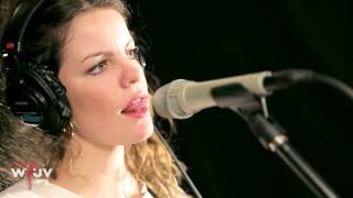 Hinds - &quot;Bamboo&quot; (Live at WFUV)