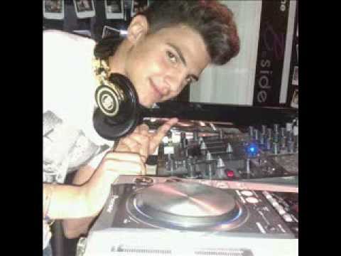 B  Players vs PSY vs M   Work    Rattle vs Gangnam Style vs Work