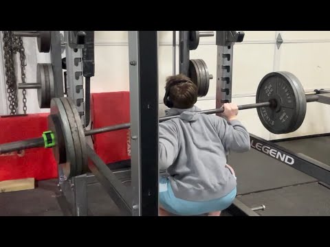 Winter bulk day 112- Valentine’s Day spent doing legs ❤️