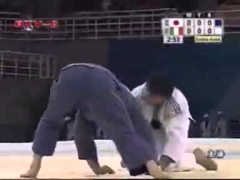 Antonio Ciano vs Takashi Ono JPN)  Beijing Judo Open Pechino 2007