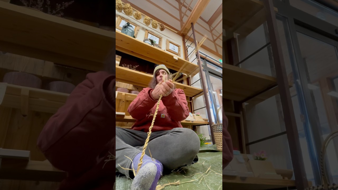 Decorating for Christmas with rice straw! #japan #japaneseculture #handmade #craft #japanese #cat