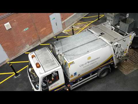 2017.03.12 12.05 pm Sunday Street Rubbish Collection