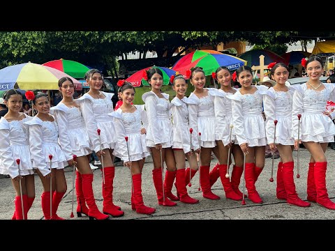 Desfile de bandas y CARROZAS con Reinas de Siquinala en la feria 🎡 de Santa Catalina de Alejandría