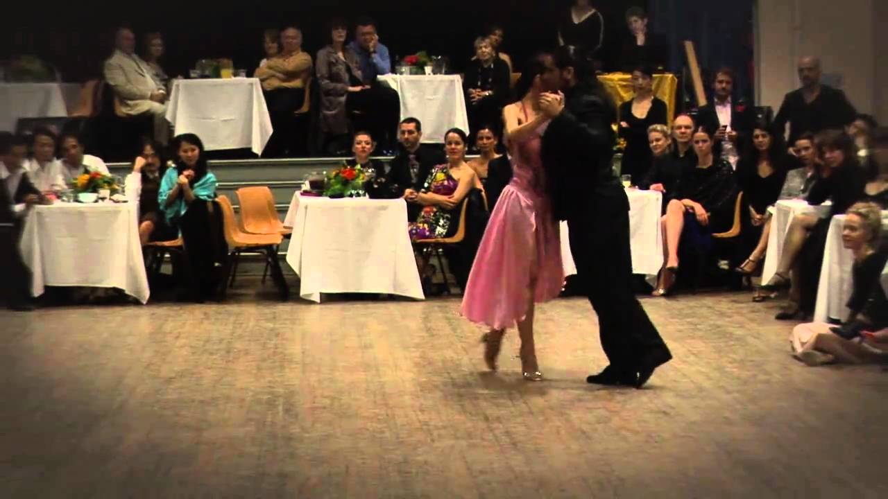 Andres Laza Moreno y Isabel Acuna - Grand Milonga, 2 October 2010, Dance 1.wmv