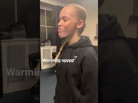 Come to rehearsals with me !🤍🫶🏻 #shorts #cbbc #singer #rehearsal