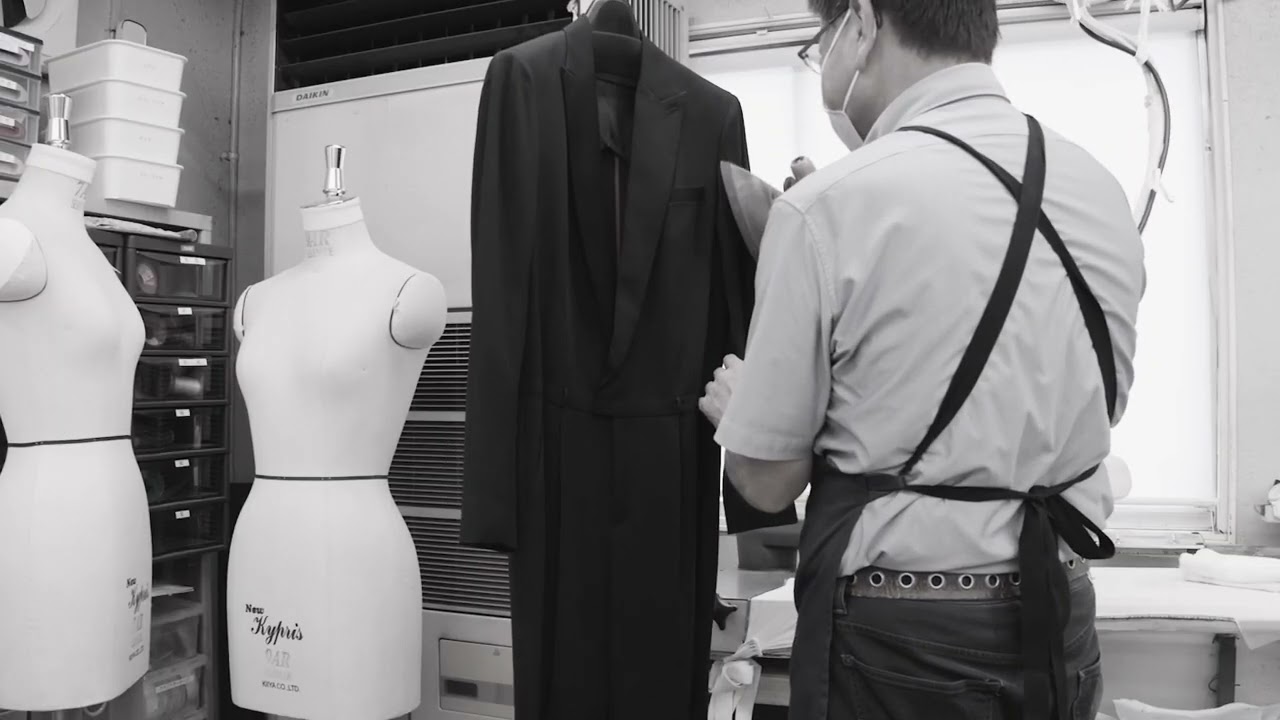 Veste de L'UNE — 株式会社マーヤ