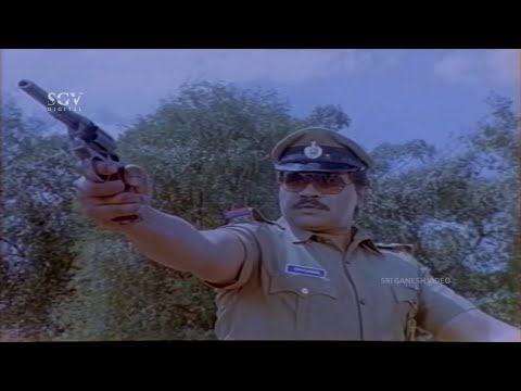 Police Tiger Prabhakar Catches Srinath While Escaping From Van | Padma Vyuha Kannada Movie Scene