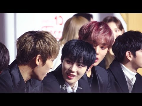 181220 KPMA 워너원 대기석 수상소감 하성운 직캠(Wannaone HaSungWoon Focus FanCam)