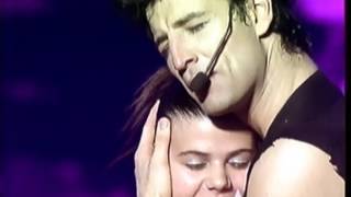 Ο Σάκης Ρουβάς στο Fever !  live 2003 - 2004 !