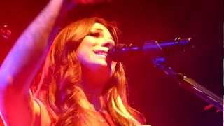 Christina Perri - Bang bang bang - LIVE PARIS 2012