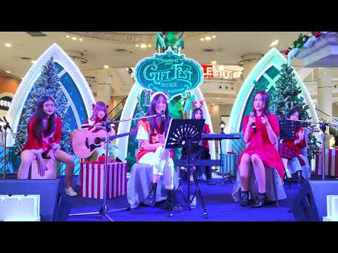 VID4654 Melonpan  (Acoustic Party) - "  ฟอด ( cover ) "  Terminal​21 Gift​ Fest​ 2022🌲 @ Terminal21