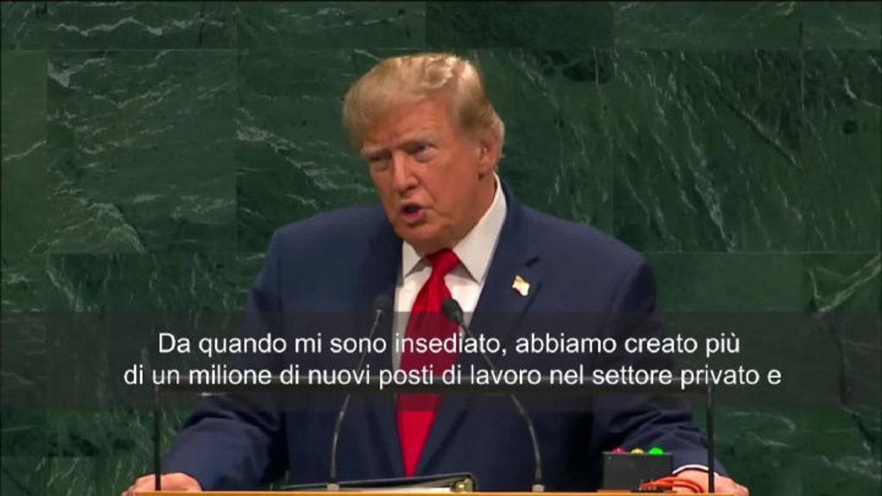 Trump: Due anni fa il nostro Paese era morto. Ora siamo nell'età dell'oro