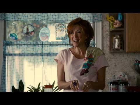 Girl Most Likely (TV Spot 'Moving Home PM')