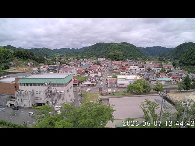 島根県美郷町粕渕の市街地