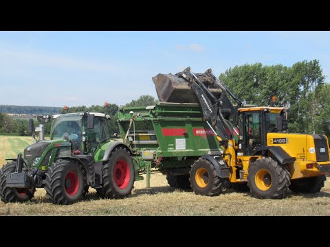Kalk Streuen 2022 /  Fendt 724 und Bergmann Streuer / JCB 416S, Fendt 724 , Bergmann TSW 6240 S