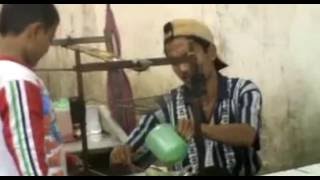 Download lagu frustasi karena cinta mp3 Download lagu frustasi karena cinta mp3