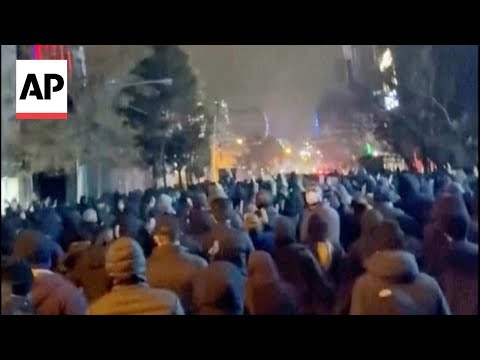 Video Thumbnail: AP explains as Trump says Iran wants negotiations and pro-goverment rally held in Tehran