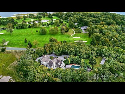 Brown Harris Stevens presents 4370 Moore’s Lane  -  Cutchogue, NY