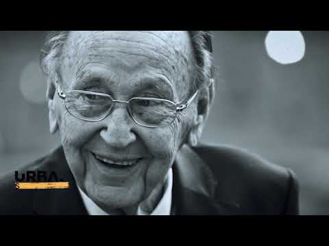 URBAN STORY/ Sotirulla Hoxha cicerone e Muzeut Kombëtar: Muzeu shtëpia ime e dytë