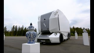 Einride electric and autonomous Pod drives through vases, rain and fog