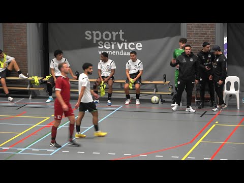 Tweede helft ZVC Veenendaal 2 - Amersfoortse Boys 2..