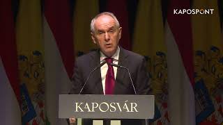 A mi forradalmunk most nem a fegyverekről szól, hanem az önazonosságunk védelméről