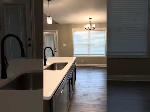 Stunning Home with Open Floor Plan in SANGO!! property video
