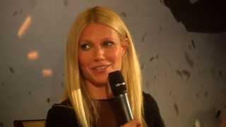 The actress/blogger/mom/cook/life coach speaks fluent French and Spanish, because OF COURSE she does.