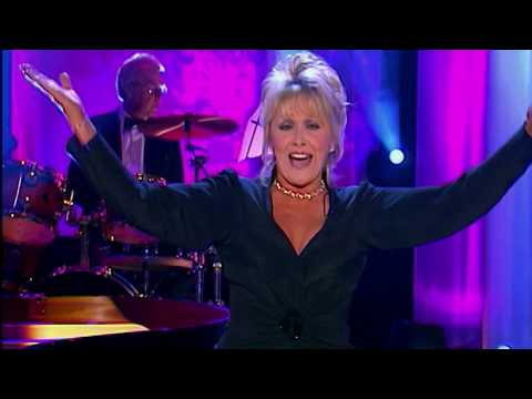 Twink Celebrates 40 years of The Late Late Show (2002) | RTÉ