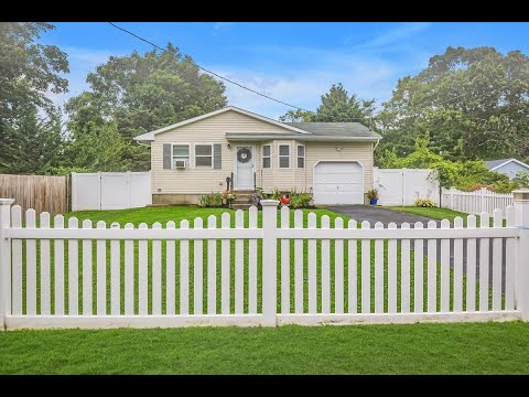 Long Island Real Estate For Sale - Video Tour of 11 Hill Street, Blue Point