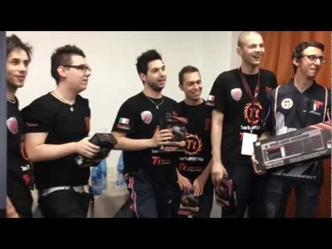 Premiazione Team MiT e Team TTesport alla GAMERSLEGACY