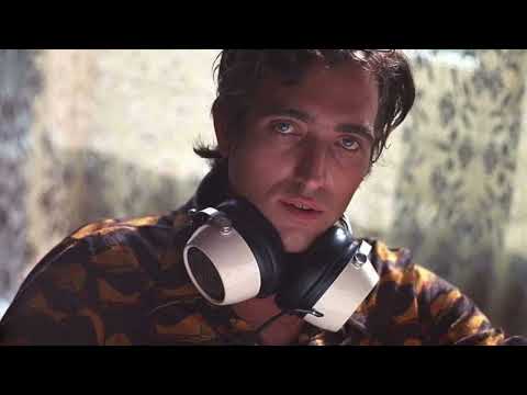 MÁTÉ PÉTER - PRESQUE L'AMOUR (EZ MAJDNEM SZERELEM VOLT) ARCHÍV 1976 PARIS INTERNATONAL SONGCONTEST