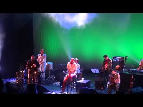 Emicida + Thiago França + Rodrigo Campos - "Acontece"