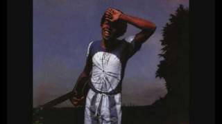 GILBERTO GIL -MARACATU' ATOMICO - 1979.wmv