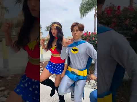 Hey Alan Army, this is Alan Chikin Chow! This video is called Superhero Fanfics Be Like. Did you expect that ending?!
#Shorts
DISNEY FANFICS ➡️ https://youtu.be/bdTGNzIsD_k
Follow me...