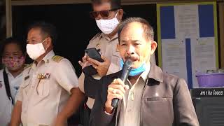 นายกเทศมนตรีตำบลเกาะสีชัง แจกข้าวกล่อง แจกน้ำดื่ม และแจกอาหารให้กับประชาชนในพื้นที่