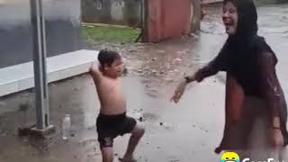 Download lagu Story wa joget lucu bikin ngakak mp3