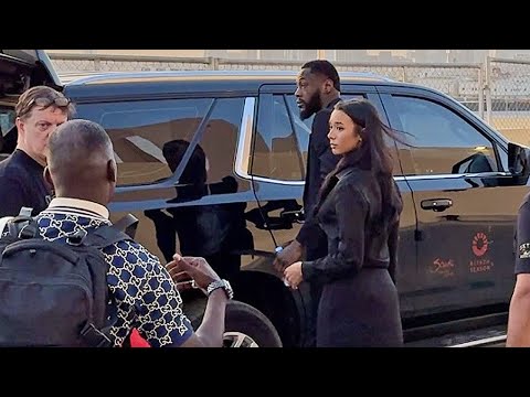 Somber Deontay Wilder after KO loss to Zhang leaves arena with team in hand